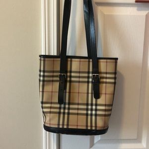Vintage Authentic Burberry Bucket Bag